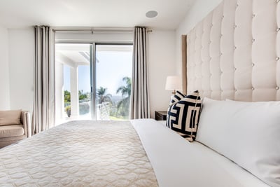Luxury Villa Photo #21