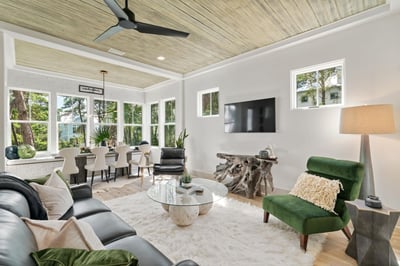 Luxury Villa Photo #2
