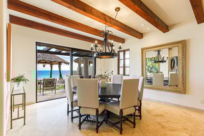 Luxury Villa Photo #13