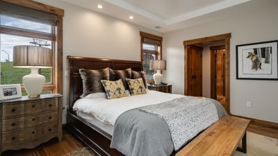 Primary king suite