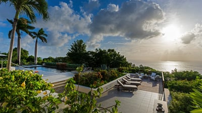 Luxury Villa Photo #11
