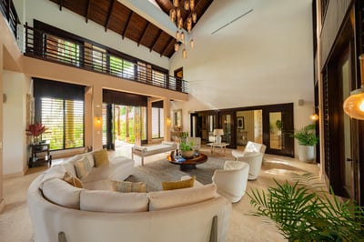 Luxury Villa Photo #16