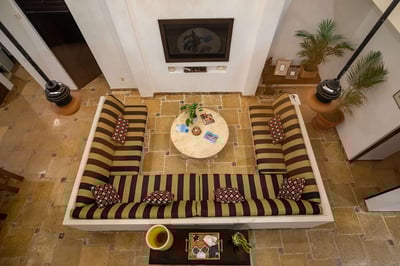 Luxury Villa Photo #19
