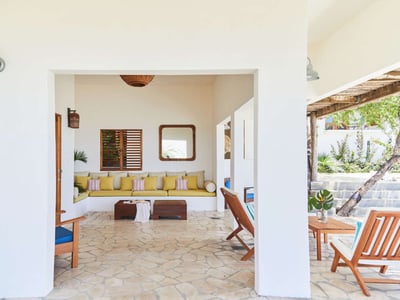 Luxury Villa Photo #8