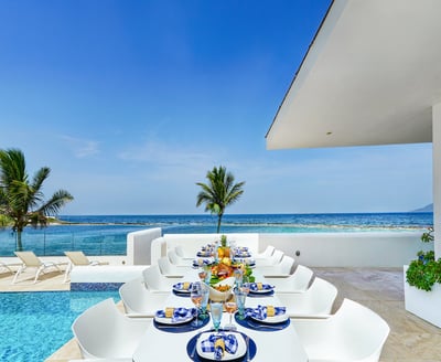 Luxury Villa Photo #9