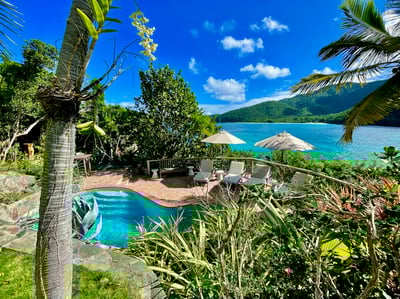 Luxury Villa Photo #4