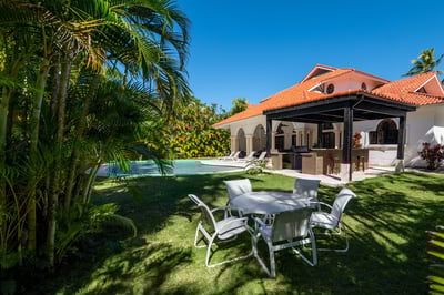 Luxury Villa Photo #5