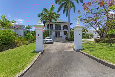 Luxury Villa Photo #27