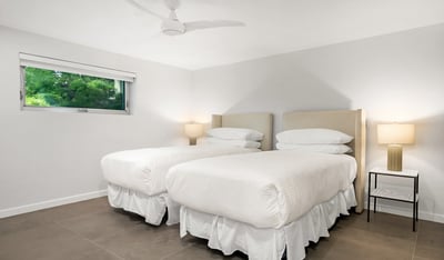 Luxury Villa Photo #18