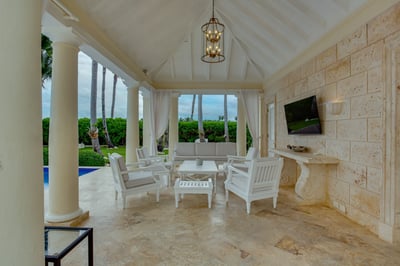 Luxury Villa Photo #11