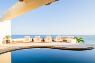 Luxury Villa Photo #5