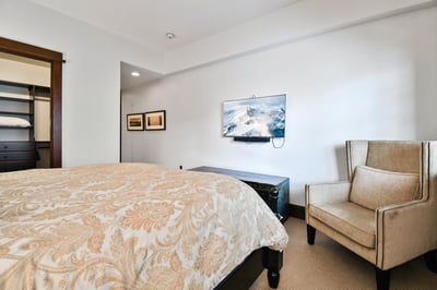 Luxury Villa Photo #12