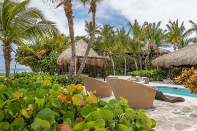 Luxury Villa Photo #22