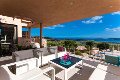 Luxury Villa Photo #10