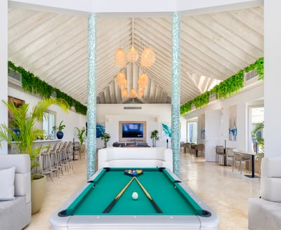 Luxury Villa Photo #12
