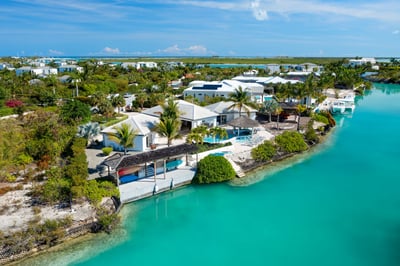 Luxury Villa Photo #20