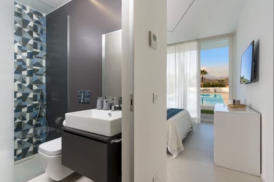 Luxury Villa Photo #66