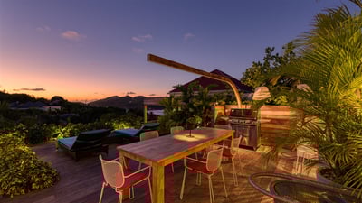 Kitchen & Dining Area