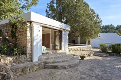 Luxury Villa Photo #40
