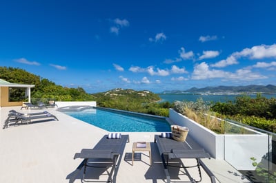 Luxury Villa Photo #2