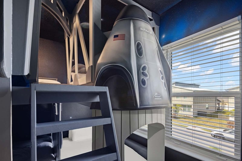 Discovery at Harbor Island Beach Club