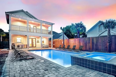 Luxury Villa Photo #2