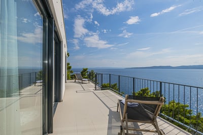 Luxury Villa Photo #12