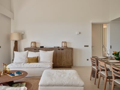 Luxury Villa Photo #14