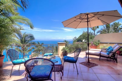Luxury Villa Photo #15