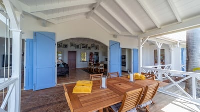 Luxury Villa Photo #15