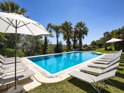 Luxury Villa Photo #5
