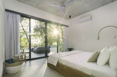 Luxury Villa Photo #18