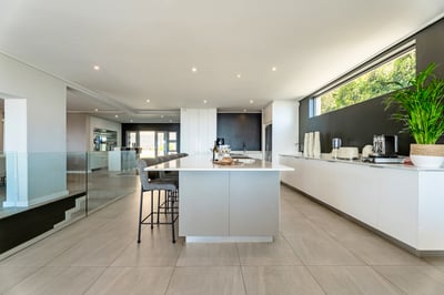 Luxury Villa Photo #32