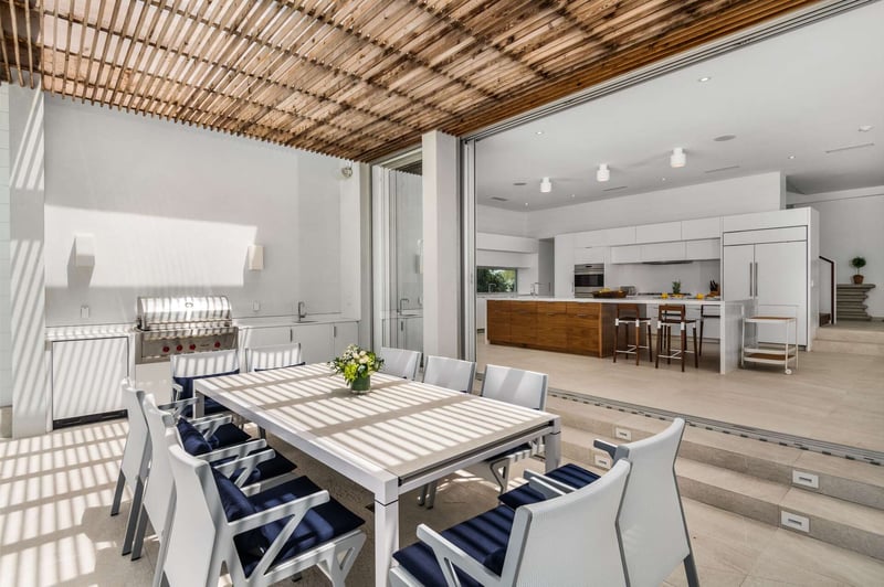 Beach Enclave Grace Bay 5 BDM Beachfront Villa