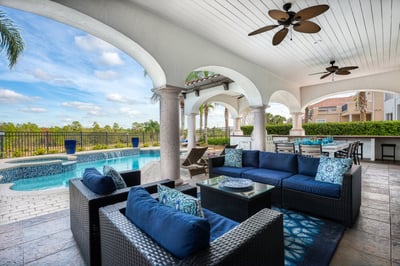 Luxury Villa Photo #15