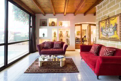 Luxury Villa Photo #17