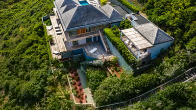 Luxury Villa Photo #3