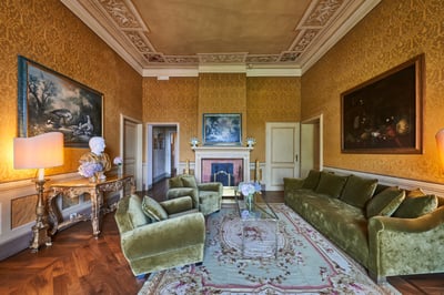 Luxury Villa Photo #15