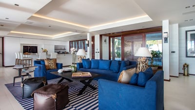 Luxury Villa Photo #19