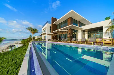 Luxury Villa Photo #8