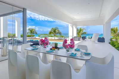 Luxury Villa Photo #12