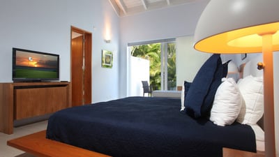 Luxury Villa Photo #16