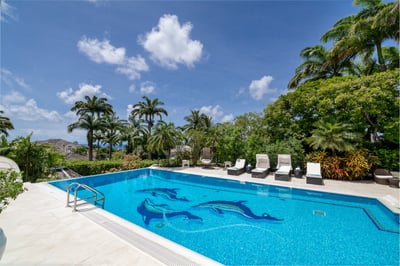 Luxury Villa Photo #8