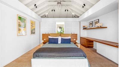 Luxury Villa Photo #41