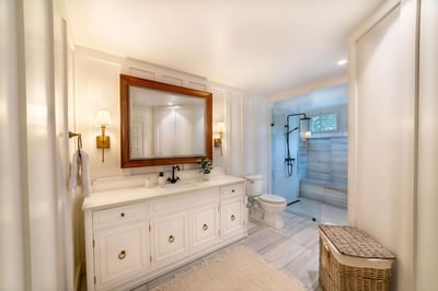 Luxury Villa Photo #16