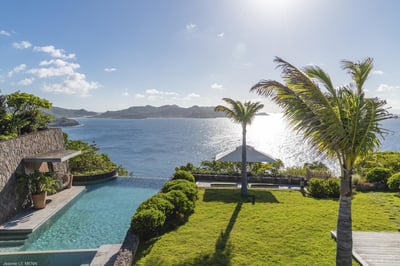Luxury Villa Photo #8