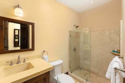 Luxury Villa Photo #12