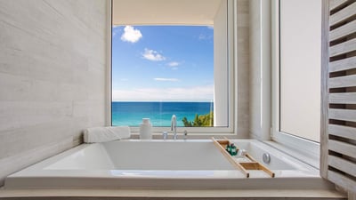 Luxury Villa Photo #21