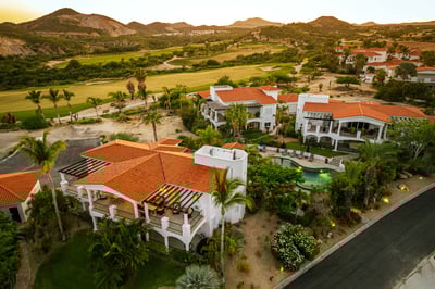 Luxury Villa Photo #21