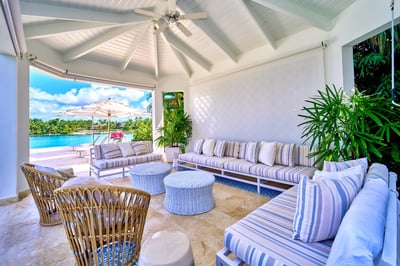 Luxury Villa Photo #11